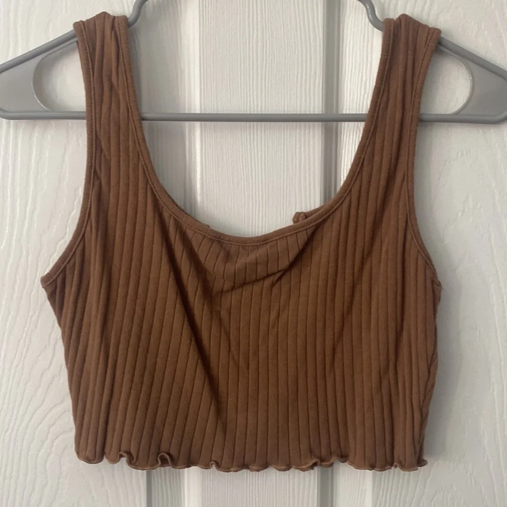 SHEIN Notched Neck Rib-Knit Cropped Tank Top Size Large - Picture 5 of 7